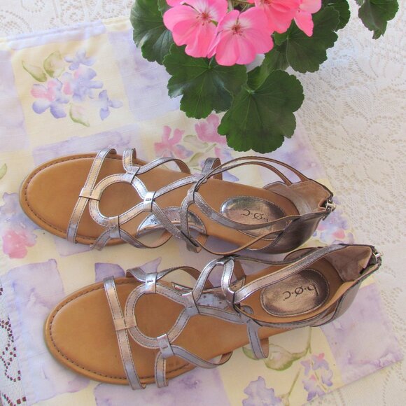 CAGE SANDALS, 9, BRONZE GOLD, WEDGE FLATS, ZIPPER BACKS, STYLISH COOL, BOC - Picture 4 of 10